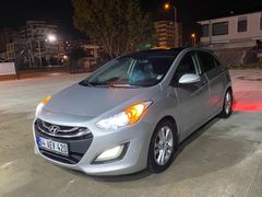 Sahibinden Hyundai i30 1.6 CRDi Elite – 2013 Model
Aracım temiz, bakımlı ve sorunsuzdur.