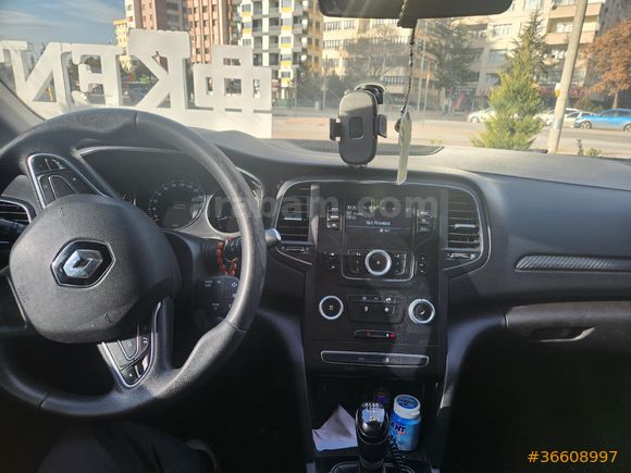 Sahibinden Renault Megane 1.3 TCe joy 2020 Model