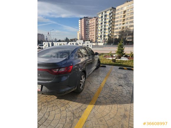 Sahibinden Renault Megane 1.3 TCe joy 2020 Model
