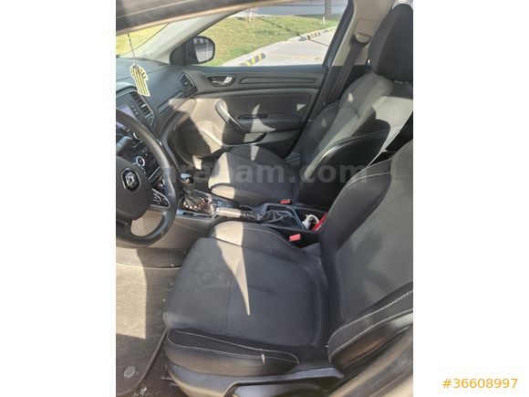 Sahibinden Renault Megane 1.3 TCe joy 2020 Model