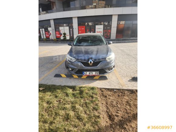 Sahibinden Renault Megane 1.3 TCe joy 2020 Model
