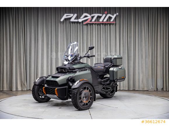 2025 CAN-AM CANYON REDROCK