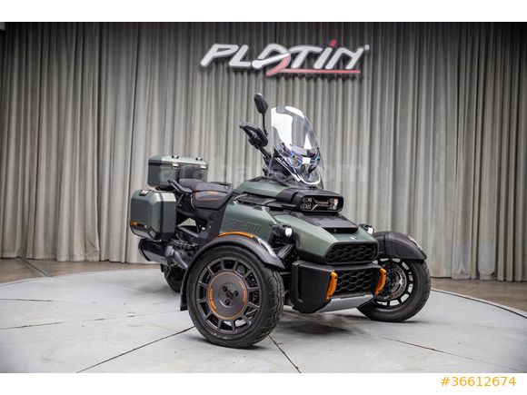 2025 CAN-AM CANYON REDROCK