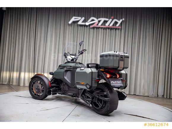 2025 CAN-AM CANYON REDROCK