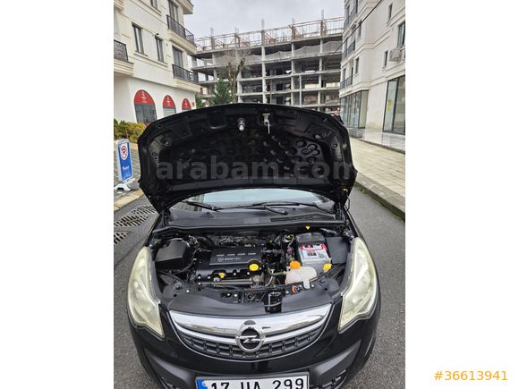 Galeriden Opel Corsa 1.2 Twinport Essentia 2012 Model İstanbul
