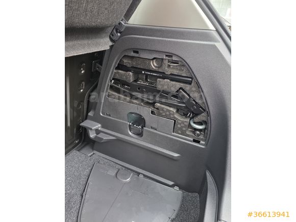 Galeriden Opel Corsa 1.2 Twinport Essentia 2012 Model İstanbul