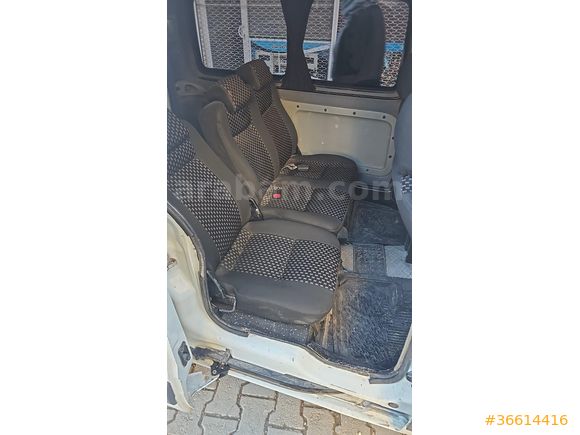 Sahibinden Renault Kangoo 1.5 dCi Expression 2012 Model