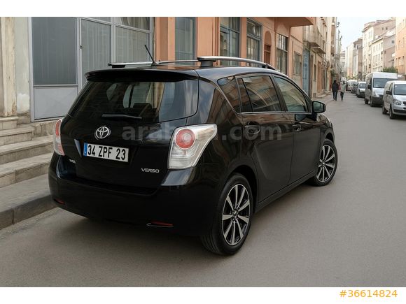 Sahibinden Toyota Corolla 2.0 D-4D Verso 2011 Model