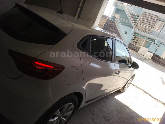 Sahibinden Renault Clio 1.0 SCe Joy 2022 Model