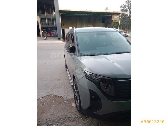 Sahibinden Ford Tourneo Courier 1.5 EcoBlue Titanium 2025 Model