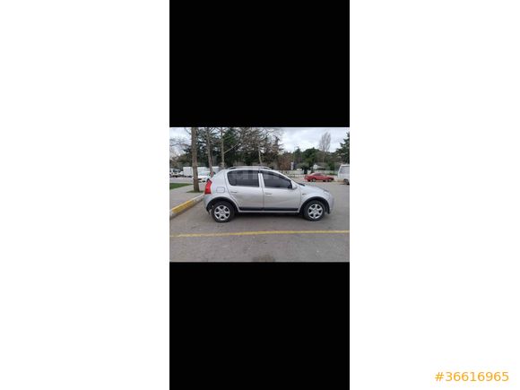 Sahibinden Dacia Sandero 1.4 Ambiance 2010 Model  
Gri (metalik)