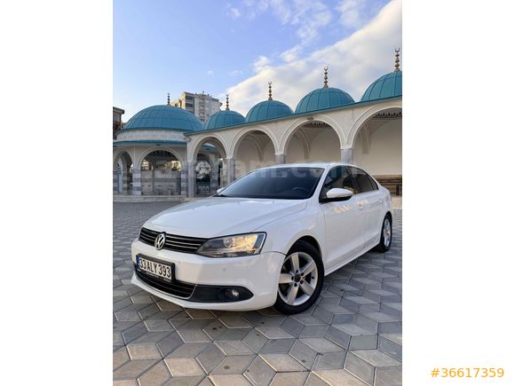 Sahibinden Volkswagen Jetta 1.4 TSi Comfortline 2012 Model  192.000 km Beyaz