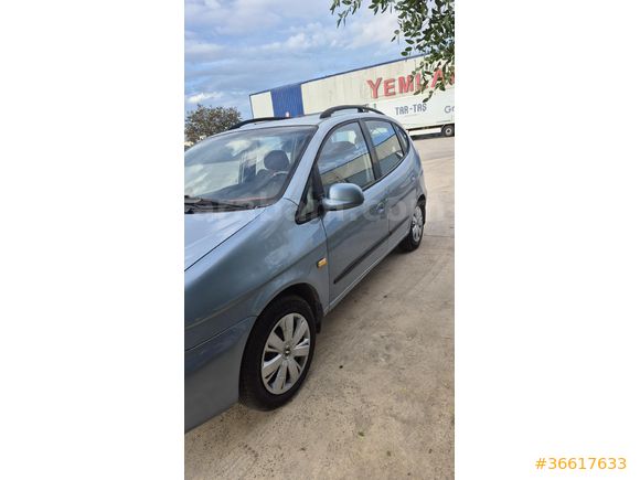 Acil ihtiyaçtan Sahibinden Chevrolet Rezzo 1.6 SX Comfort 2004 Model yeni muayene