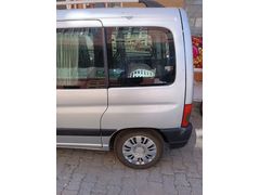 Sahibinden Peugeot Partner 1.9 D 2004 Model  336.000 km Gri