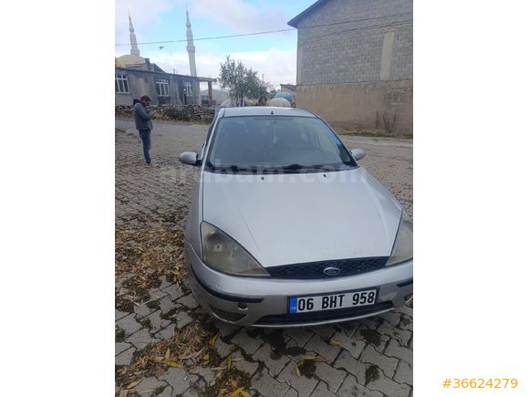 Sahibinden Ford Focus 1.6 Ghia 2005 Model