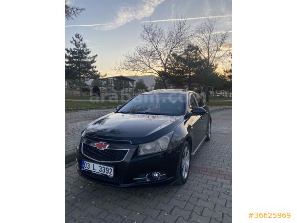 Sahibinden Chevrolet Cruze 1.6 LS Plus 2011 Model  210.000 km Siyah