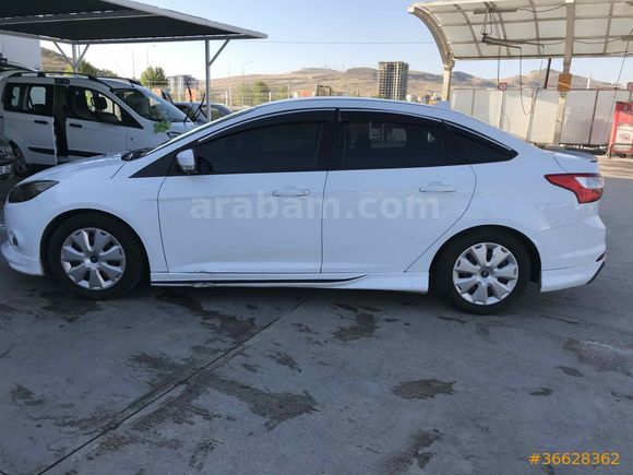 Sahibinden Ford Focus 1.6 Ti-VCT Trend 2012 Model Ankara  Beyaz