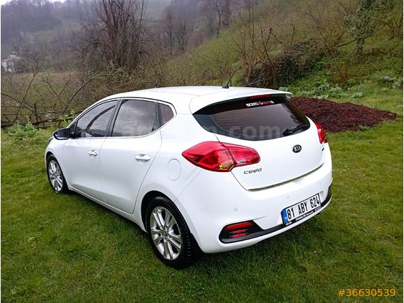 Sahibinden Kia Ceed 1.6 CRDi Concept 2012 Model