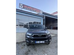 Sahibinden Toyota Hilux 2.4 D-4D 4x4 Invincible 2025 Model 