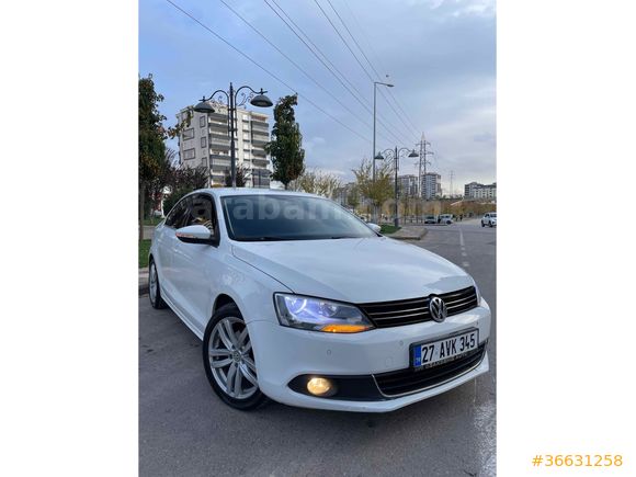 Sahibinden Volkswagen Jetta 1.6 TDi Highline 2013 Model 