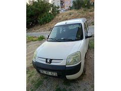 Sahibinden Peugeot Partner 2.0 HDI 2006 Model İzmir 157.000 km Beyaz