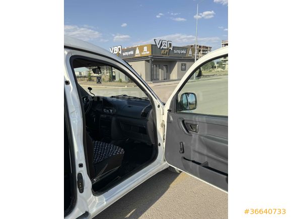 Sahibinden Citroen Berlingo 1.9 D SX 2001 Model  210000 km Beyaz