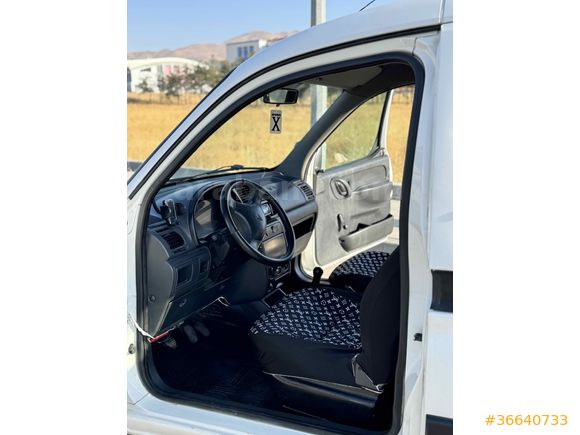 Sahibinden Citroen Berlingo 1.9 D SX 2001 Model  210000 km Beyaz