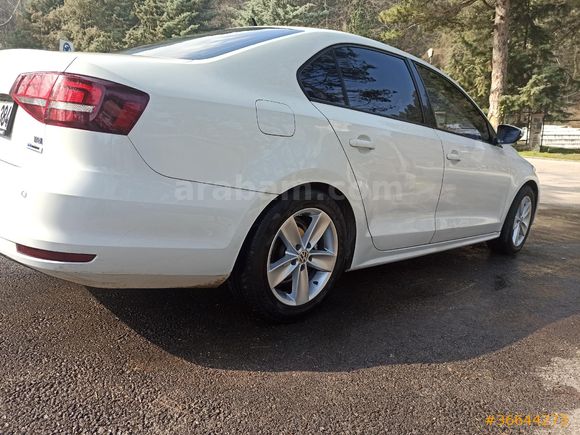 Sahibinden Volkswagen Jetta 1.6 TDi Trendline 2015 Model
