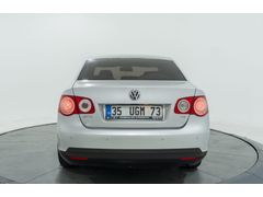 Sahibinden Volkswagen Jetta 1.4 TSi Comfortline 2009 Model  185.000 km Gri (Gümüş)