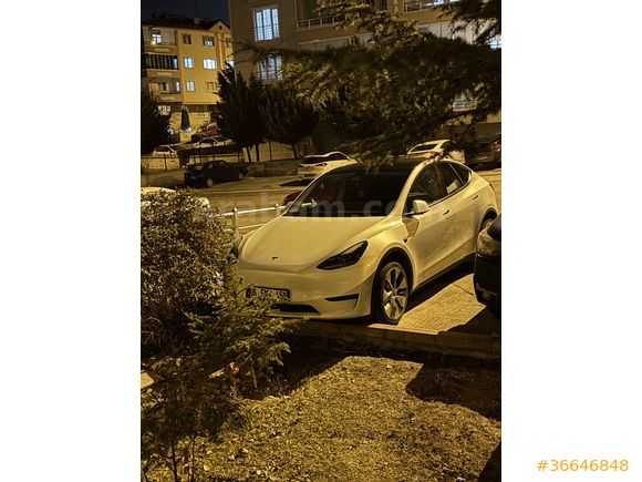 Sahibinden Tesla Model Y Standart Range 2024 Model 