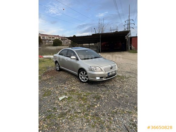 KAMU PERSONELİNDEN Toyota Avensis 2.0 Executive elegant 