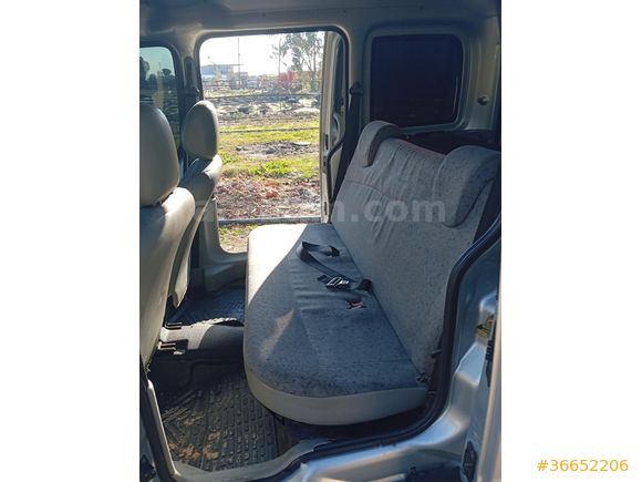Sahibinden Renault Kangoo Multix 1.5 dCi Authentique 2005 Model