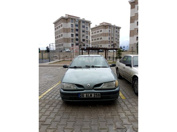 Sahibinden Renault Megane 1.6 RTA 1999 Model