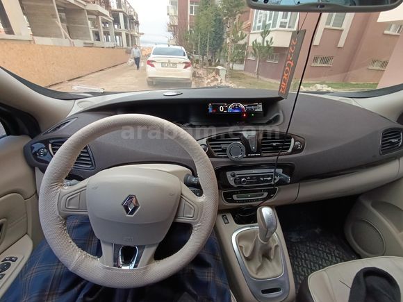 Sahibinden Renault Scenic 1.5 dCi Privilege 2013 Model