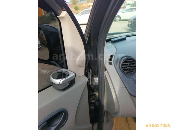 Sahibinden Renault Kangoo Multix 1.5 dCi Expression 2009 Model  267.000 km Siyah