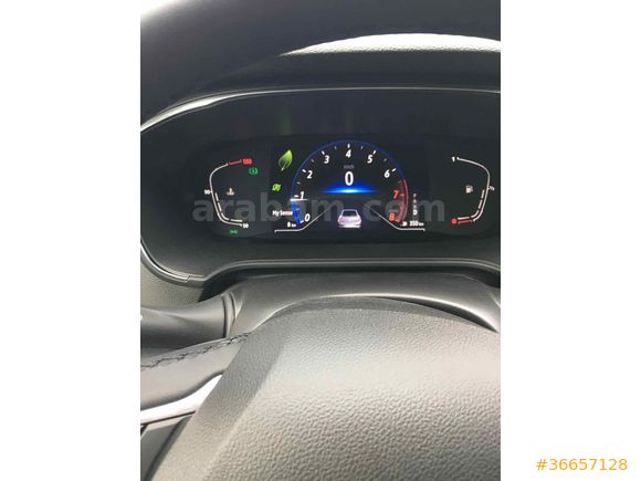 Sahibinden Renault Megane 1.3 TCe Icon 2024 Model 