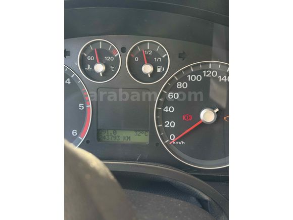 Sahibinden Ford C-Max 1.6 TDCi Ghia 2005 (sıfır motor yapıldı ) Model 