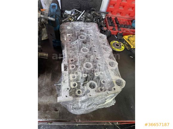 Sahibinden Ford C-Max 1.6 TDCi Ghia 2005 (sıfır motor yapıldı ) Model 