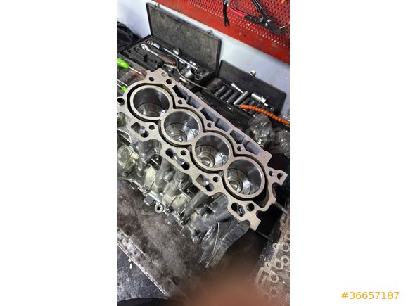 Sahibinden Ford C-Max 1.6 TDCi Ghia 2005 (sıfır motor yapıldı ) Model 