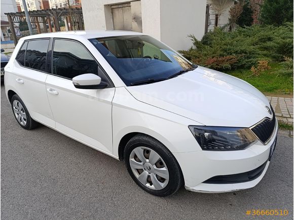 Sahibinden Skoda Fabia 1.0 GreenTec Ambition 2015 Model