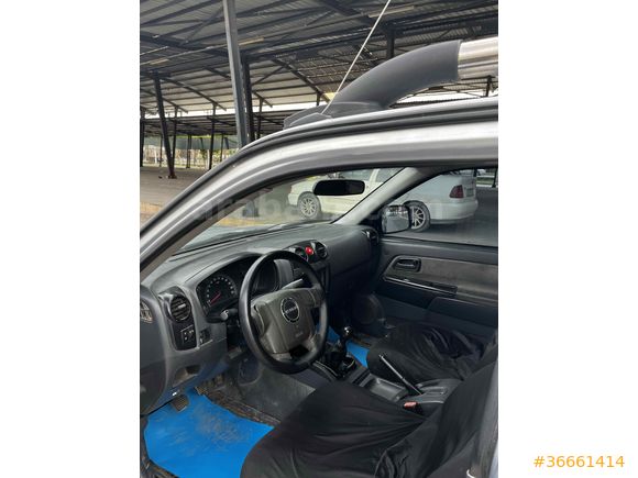 Sahibinden Isuzu D-Max 2.5 4x2 2008 Model 