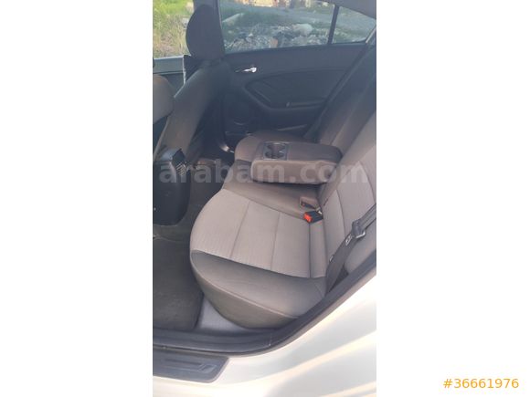Temiz Kia Cerato Sunrooflu l