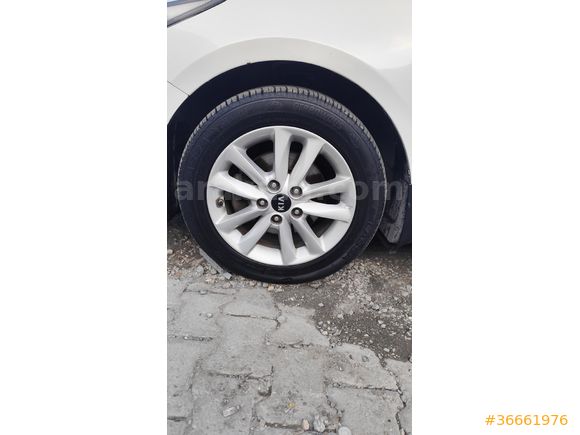 Temiz Kia Cerato Sunrooflu l