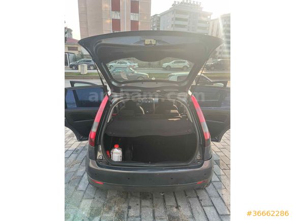 Sahibinden Ford Fiesta 1.4 Comfort 2006 Model 