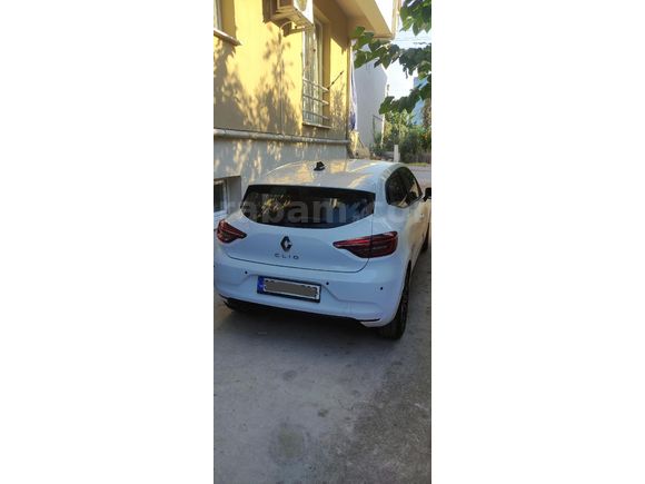 Sahibinden Renault Clio 1.0 SCe Joy 2022 Model