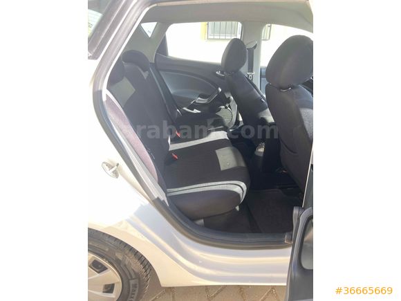 Hatasız boyasız  Seat Ibiza 1.4 2015 Model 