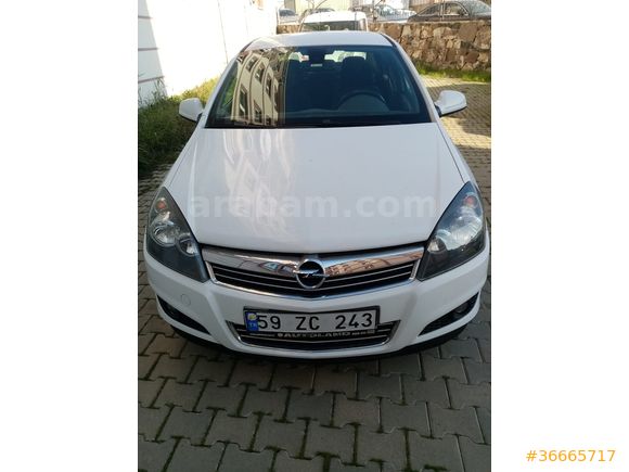 MEMURDAN Opel Astra 1.6 Enjoy 111.Yıl 2010 Model 