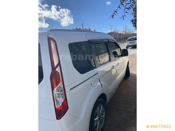 Sağlık personelinden Ford Tourneo Connect 1.5 TDCI Titanium 2016 Model Konya 156000 km Beyaz