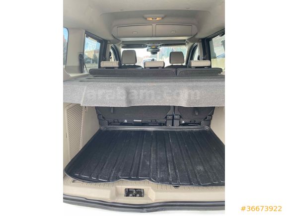 Sağlık personelinden Ford Tourneo Connect 1.5 TDCI Titanium 2016 Model Konya 156000 km Beyaz