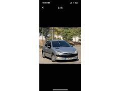 Sahibinden Peugeot 206 1.4 HDi Fever 2006 Model takas olur binek araçlarla muayene yeni.   Hasar kaydı 5.000 tl civarında  